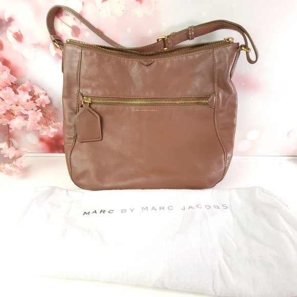 Marc by Marc Jacobs Globetrotter Wild Wild Willa Hobo Brown Bag Shoulder - Picture 1 of 12